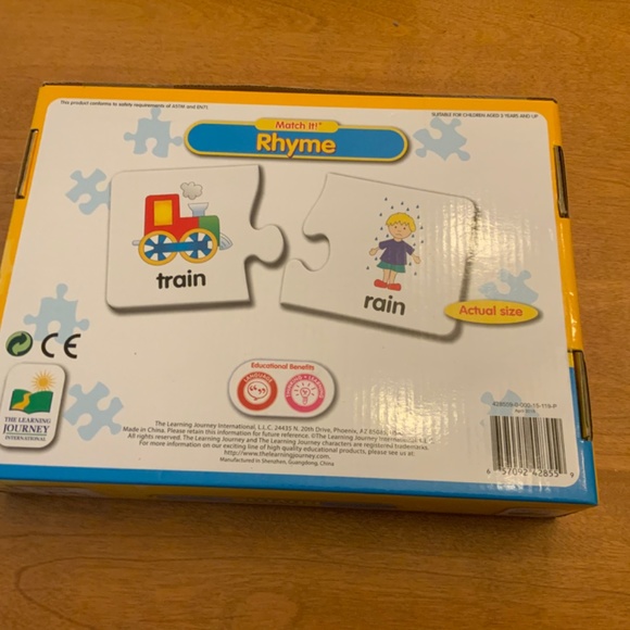 Match It Puzzle Toy rhyme game for kids - Picture 2 of 3